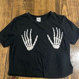 VS pink Halloween tee